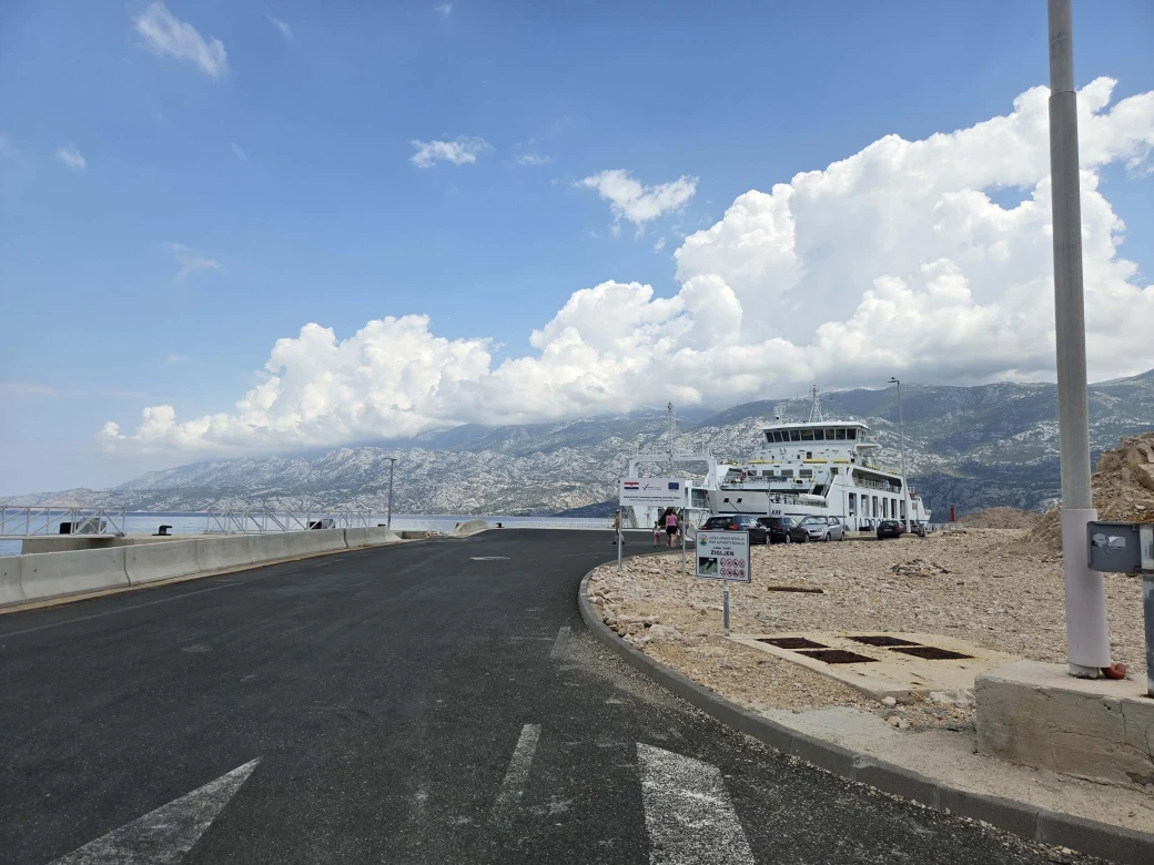 Fährhafen Zigljen (HR)