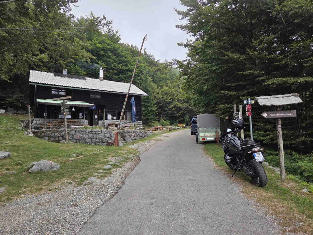 Einfahrt Veliki Alan Pass (HR)