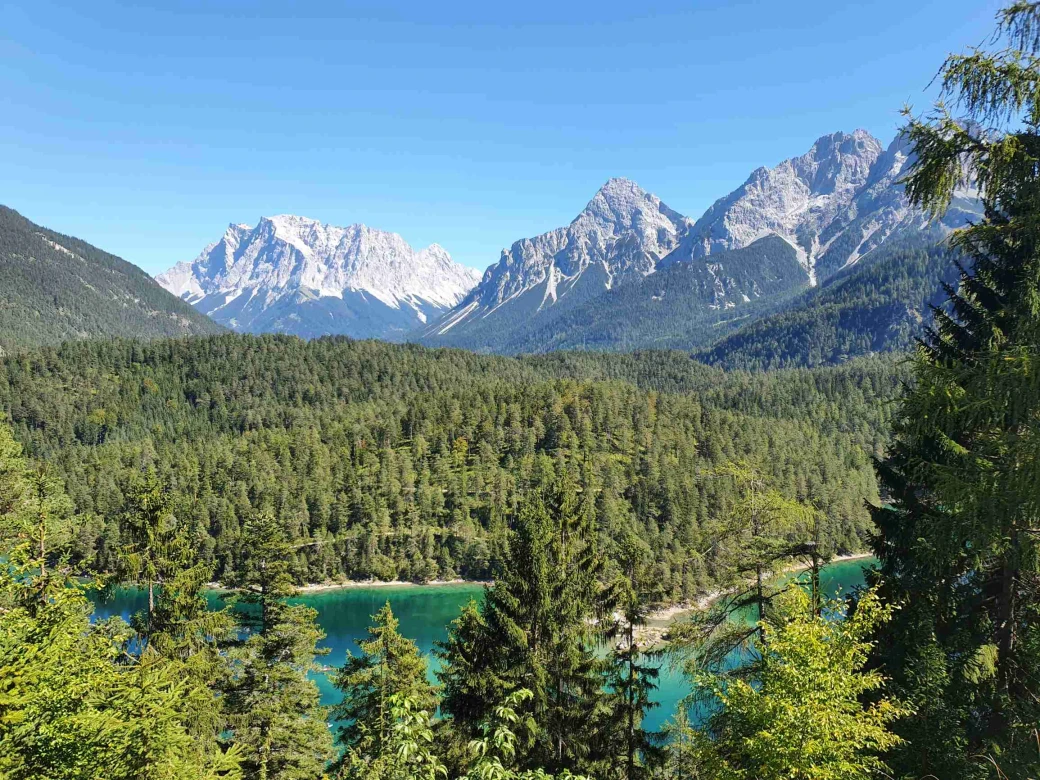 Rasthaus Zugspitzblick (Fernpass) (AT)